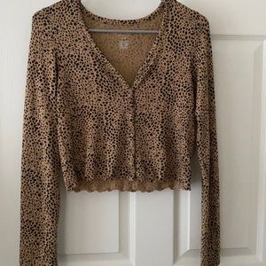 American Eagle Cheetah Print Top